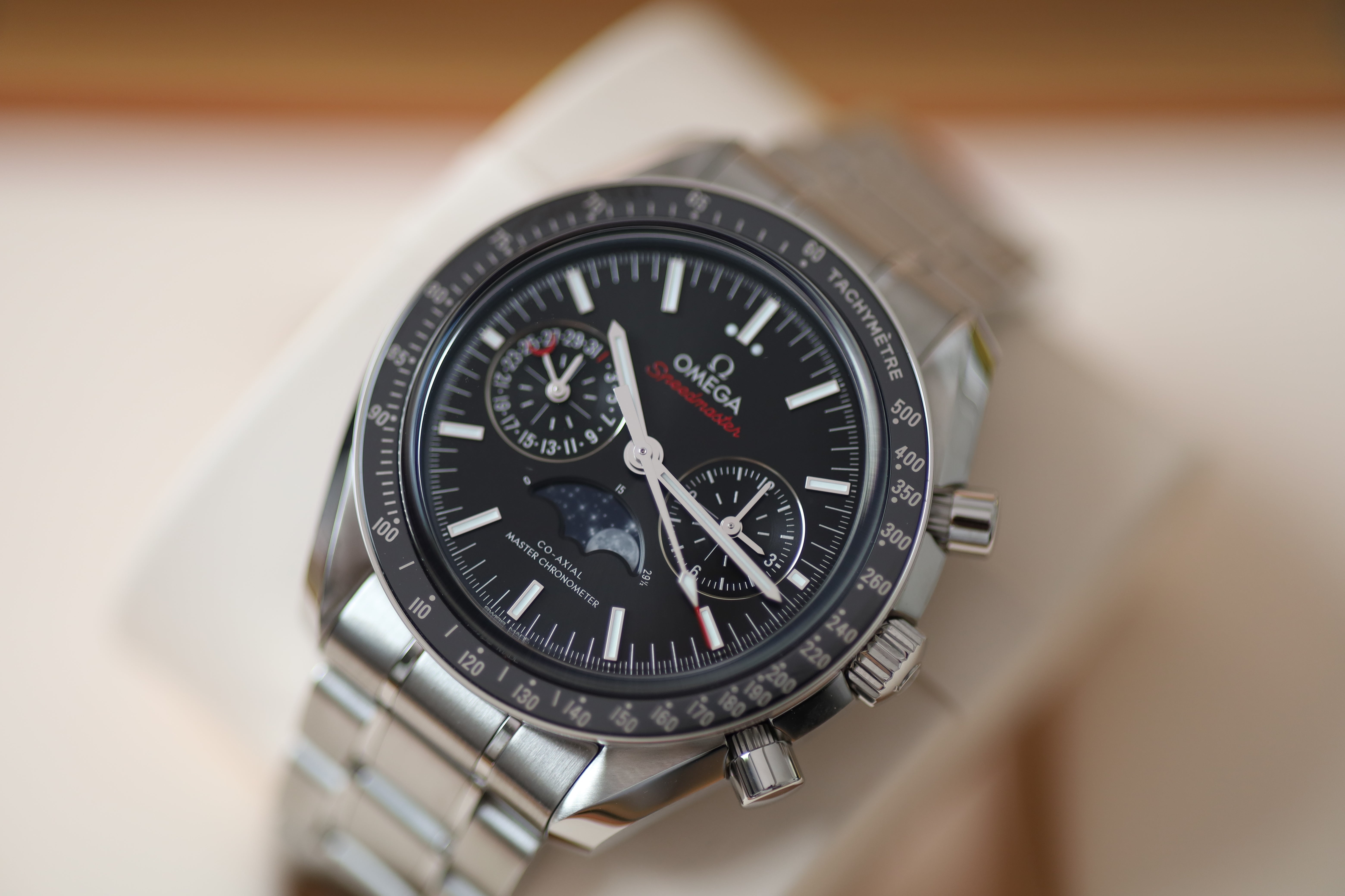 Omega Speedmaster Moonphase