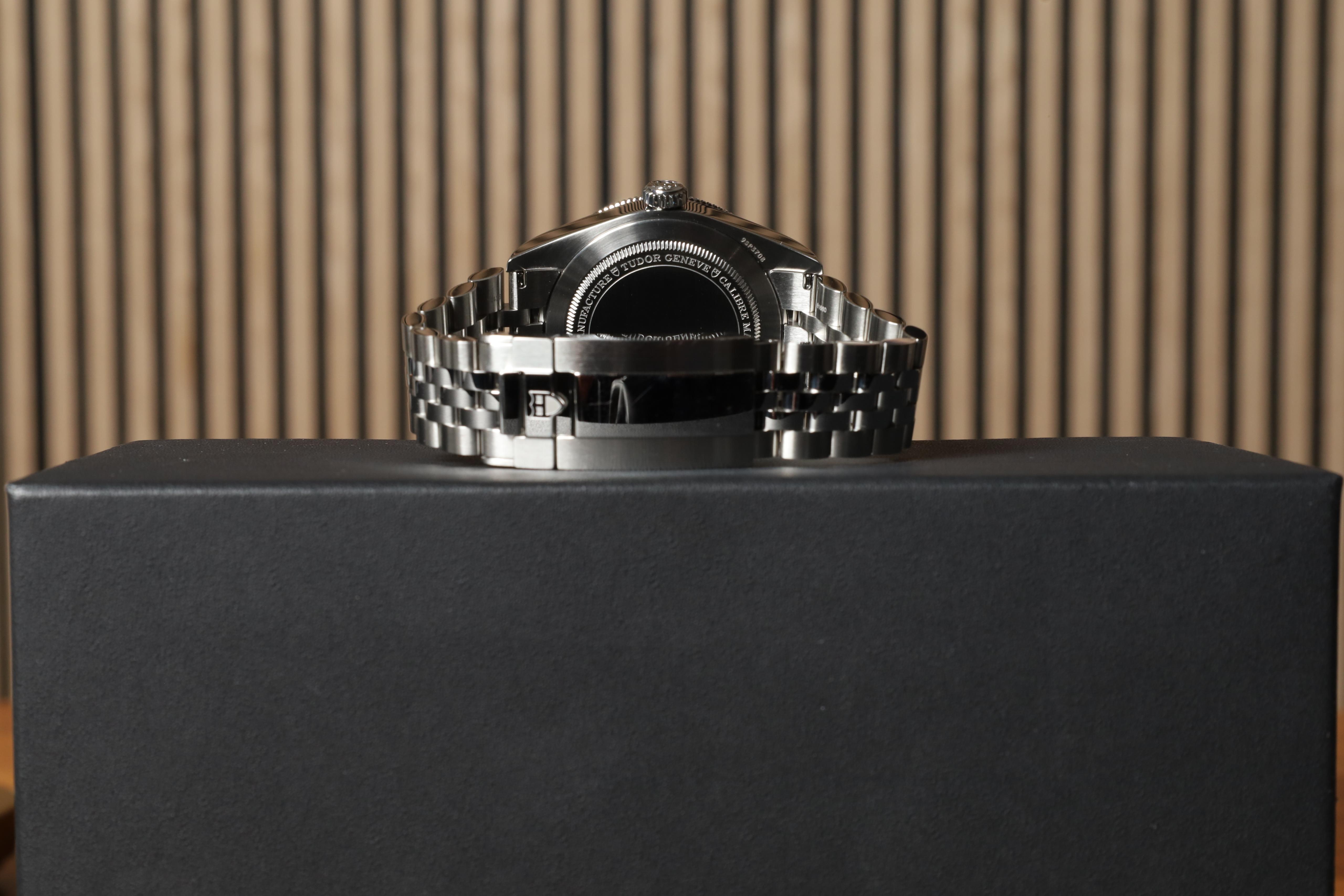 Tudor Black Bay 58