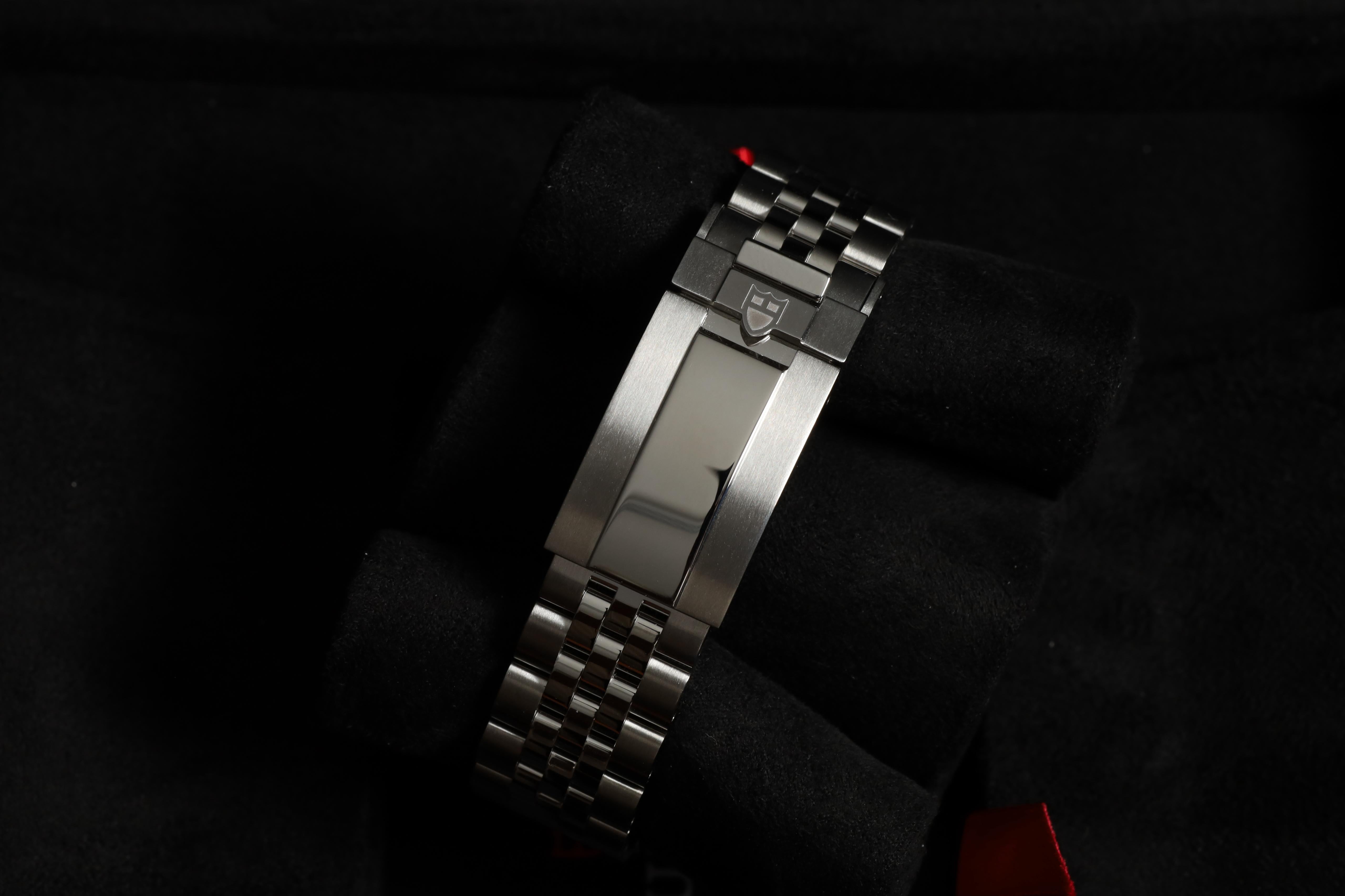Tudor Black Bay 54